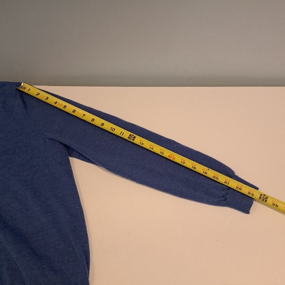 J. Crew 100% Merino Wool V-neck Men's Small Long Sleeve Sweater - Picture 12 of 13